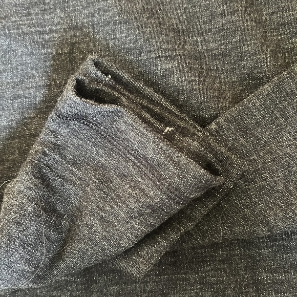 Lululemon sweater with tie key hole back - Picture 6 of 8